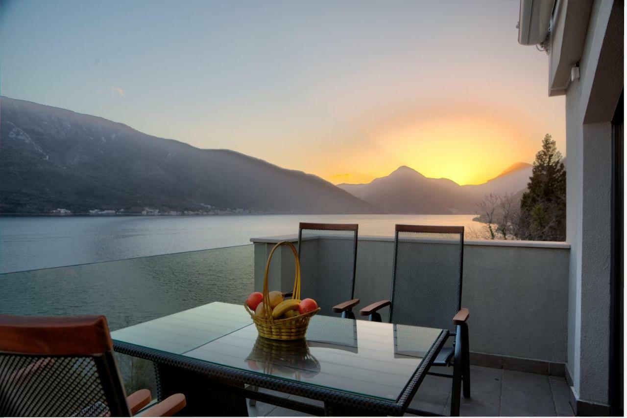 Bajova Kula Luxury Residences コトル エクステリア 写真
